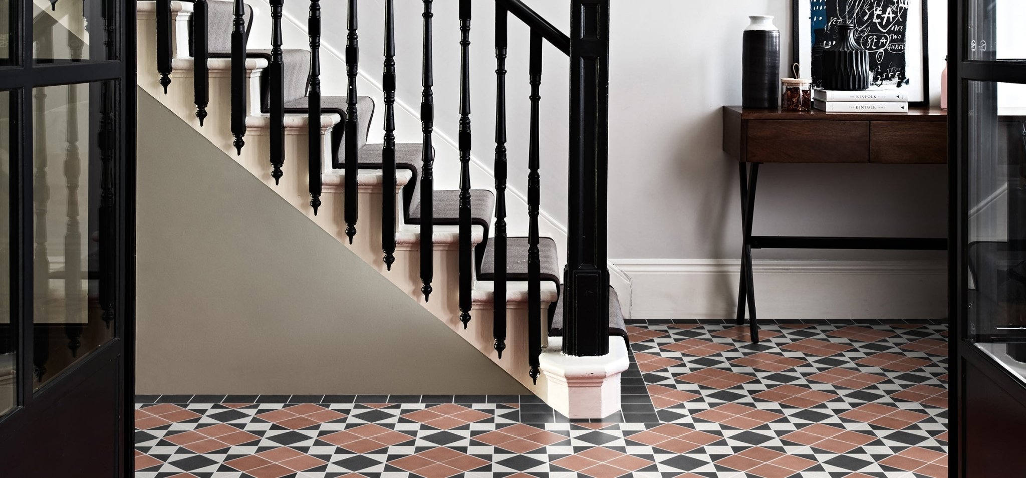 Victorian tiles for hallways: making a timeless choice for Christmas - Hyperion Tiles