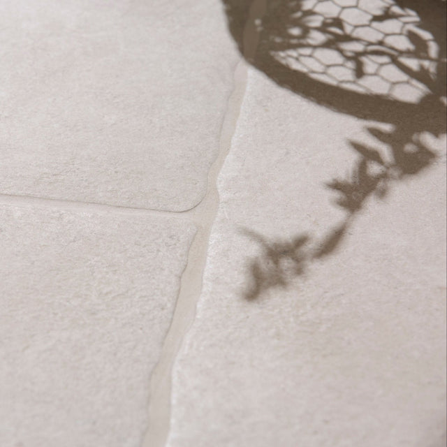 Wychwood Porcelain & Limestone