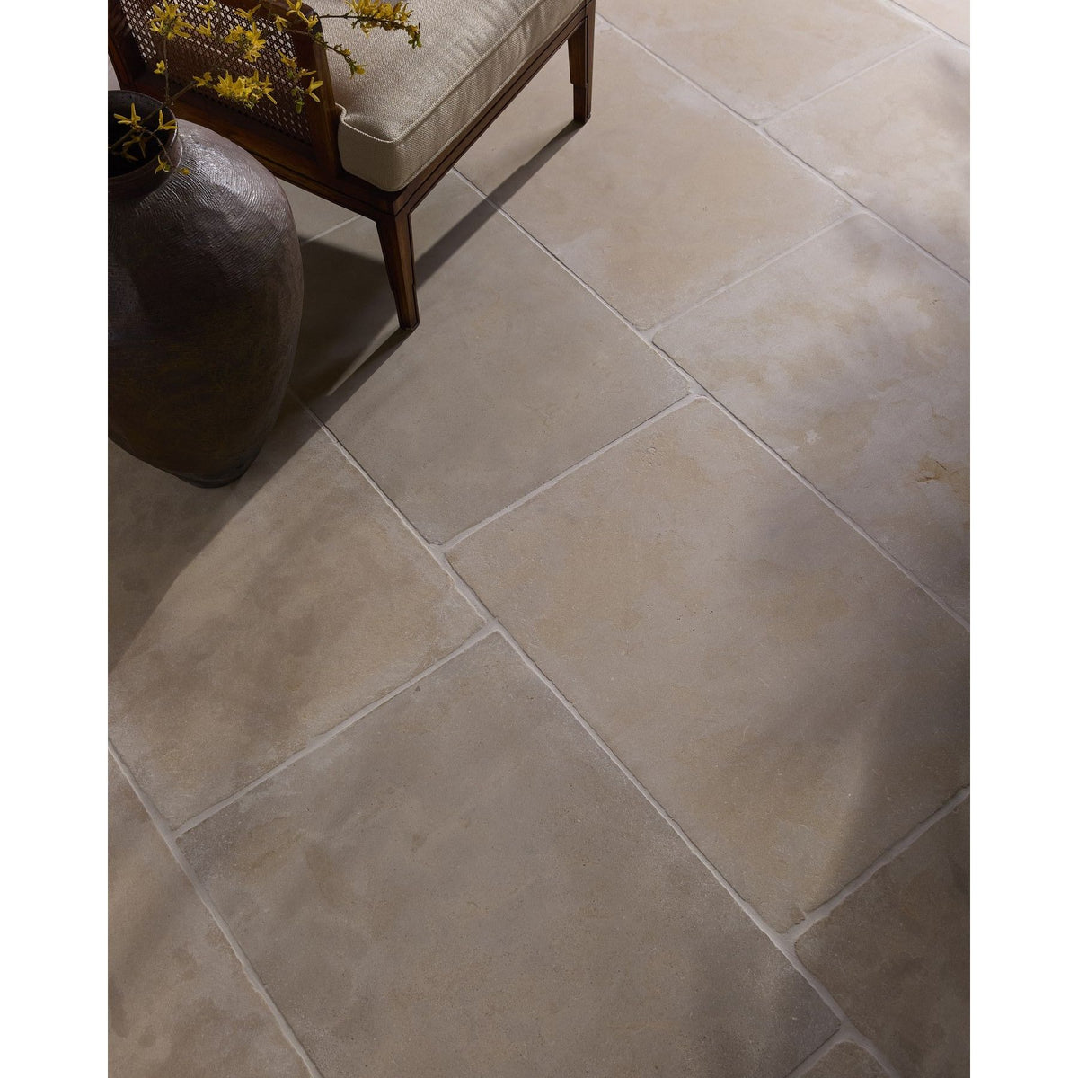 Close-up of Romaine Limestone Tumbled Finish edges