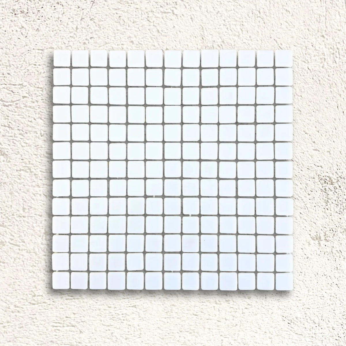 Niebla White 33.3 x 33.3cm glass mosaic tile face