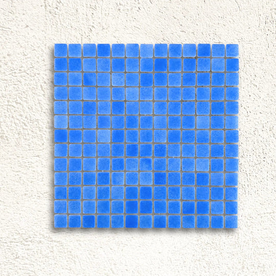 Niebla Foggy Mid Blue 33.3 x 33.3cm glass mosaic tile face