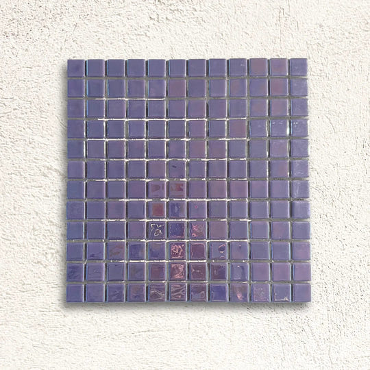 Iridis Acquaris Lila 31.6 x 31.6cm glass mosaic iridescent tile face