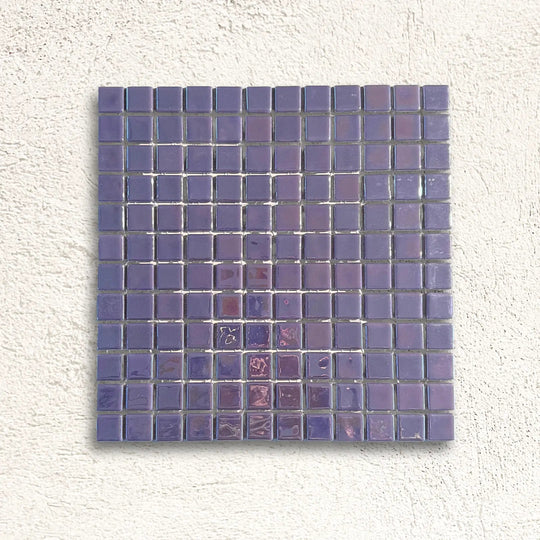 Iridis Acquaris Lila 31.6 x 31.6cm glass mosaic iridescent tile face