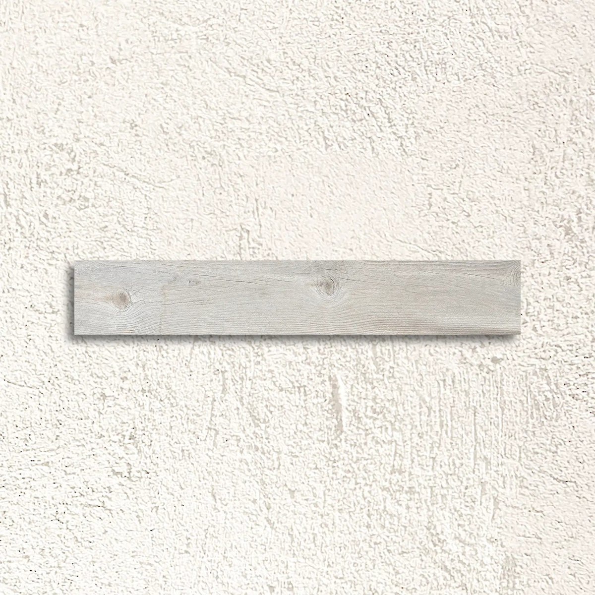 Vancouver Blanco 15 x 90cm porcelain wood effect tile face