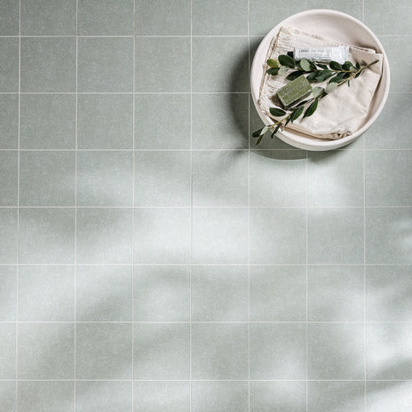 Aventuras Olive Field Porcelain
