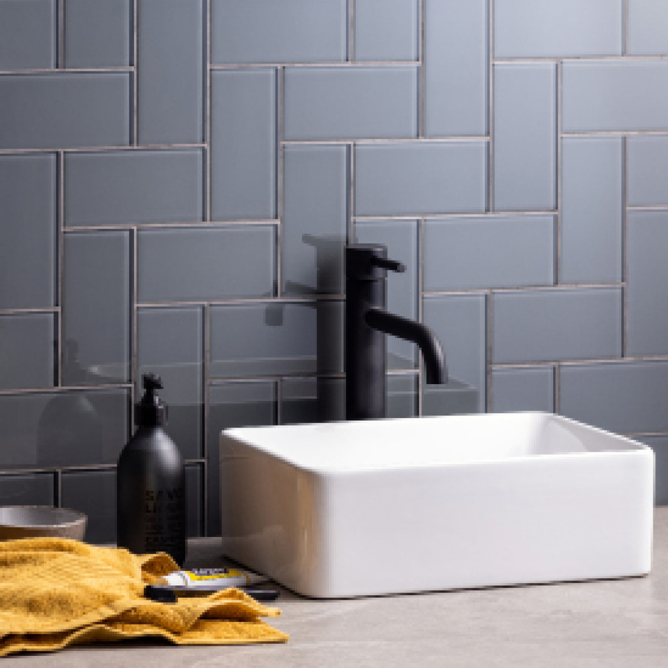 Avon Clear Glass Brick 152 x 75mm Wall Tile
