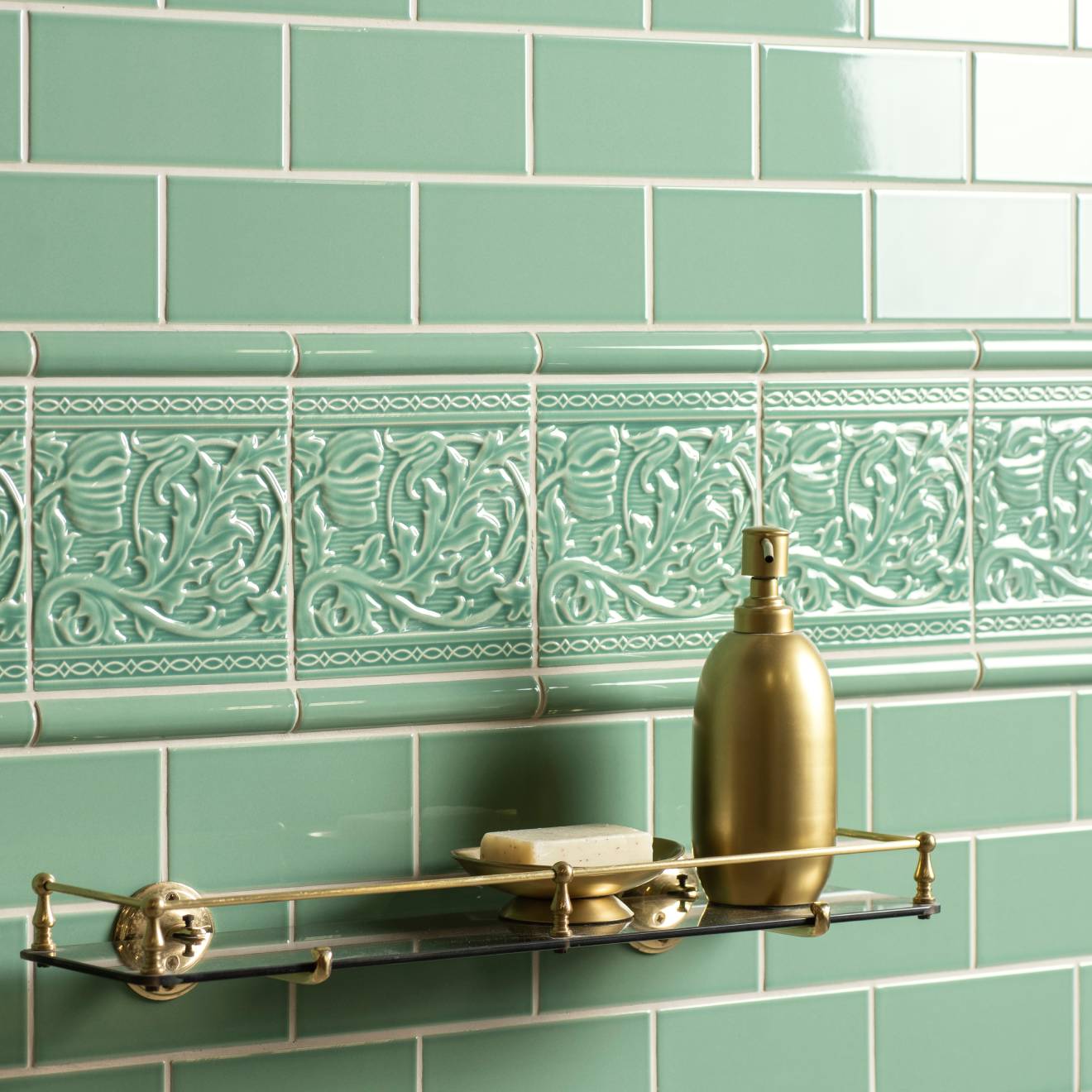 Berkeley Decorative Tile on Jade Breeze Ceramic Wall Tile 152x152mm