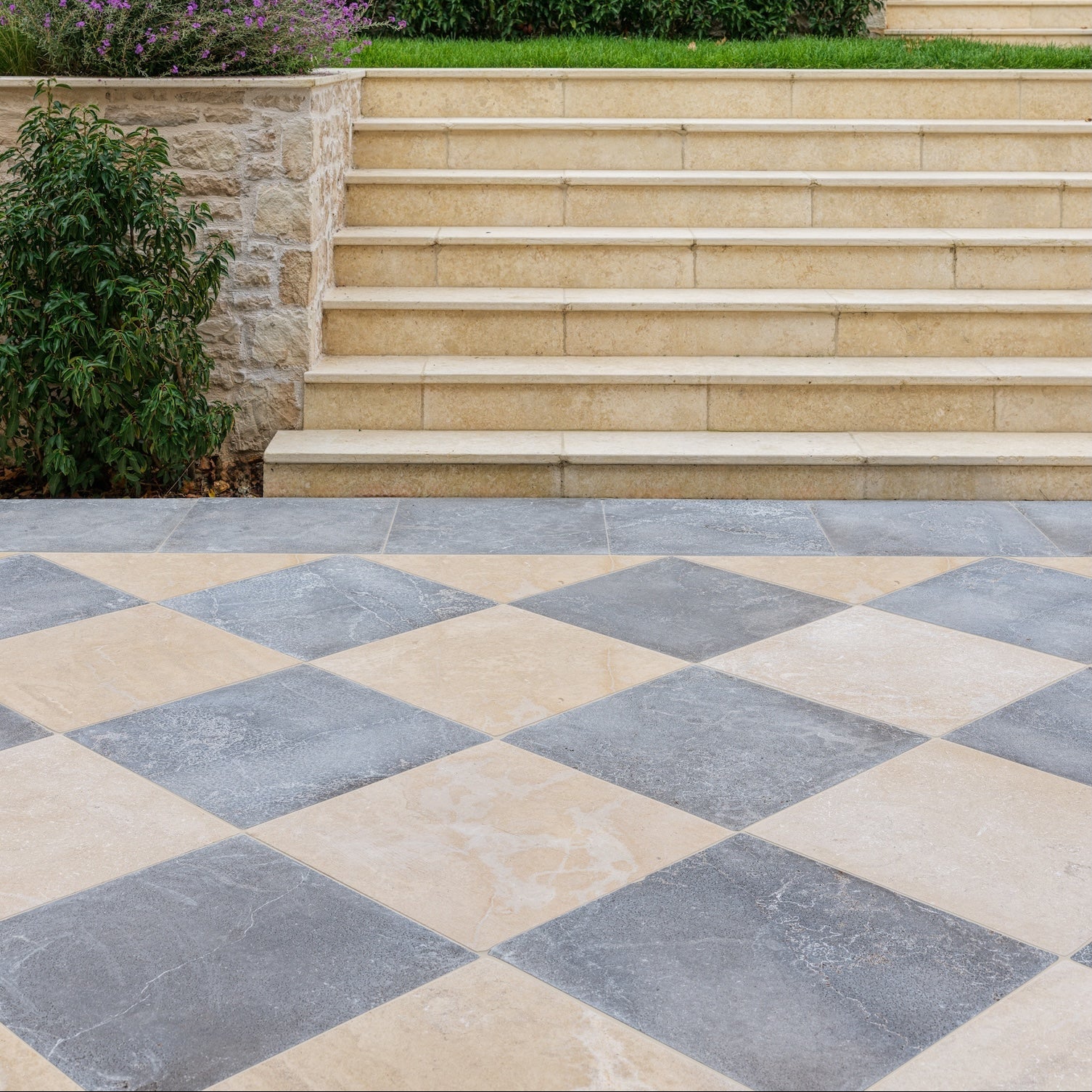 Hazlebury Limestone Tumbled & Etched Wall & Floor Tile 60x60cm