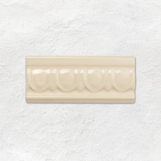 County White Egg & Dart Moulding Ceramic Wall Tile 152x65mm - Gloss