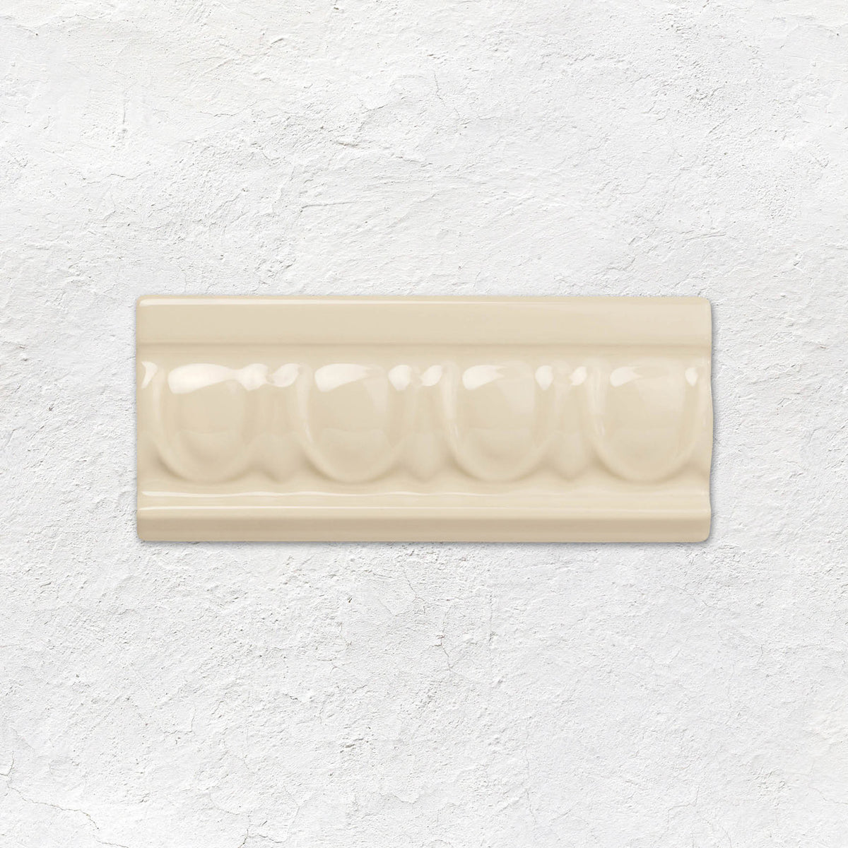 County White Egg & Dart Moulding Ceramic Wall Tile 152x65mm - Gloss