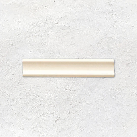 County White Internal Corner Trim Ceramic Wall Tile 152x30mm - Gloss