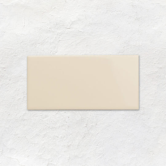 County White Rounded Long Edge Ceramic Wall Tile - Gloss