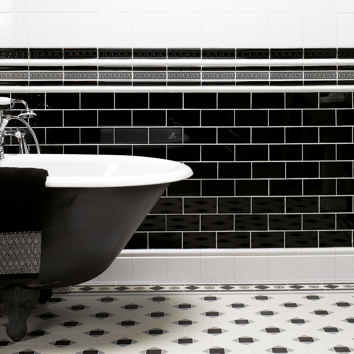Jet Black Dentil Moulding Ceramic Wall Tile 152x50mm - Gloss