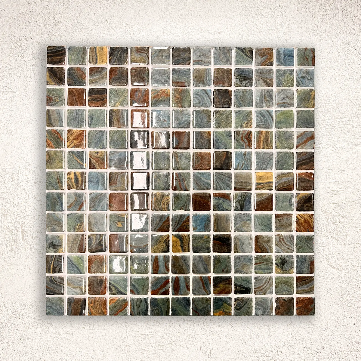 Karma Aquarela 33.3 x 33.3cm glass mosaic face