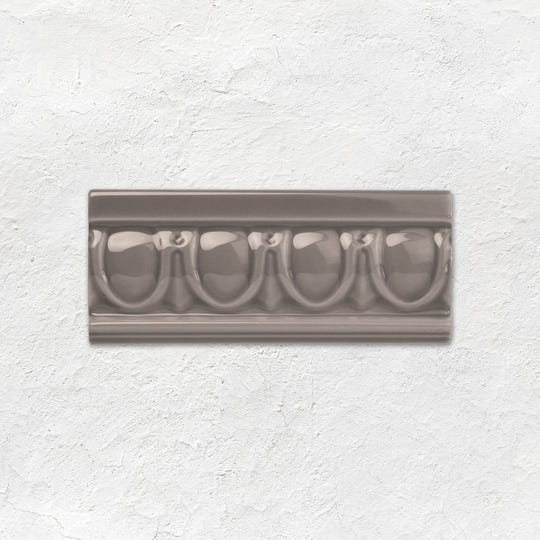 London Stone Egg & Dart Moulding Ceramic Wall Tile 152x65mm - Gloss