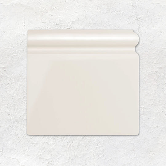 Vintage White Skirting Right Corner Ceramic Wall Tile - Gloss