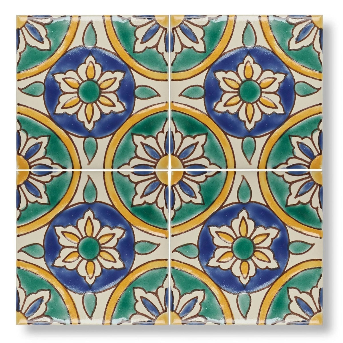 Hand-painted ceramic tile Acapulco Amaya 10x10cm with blue and green floral motifs on off-white background