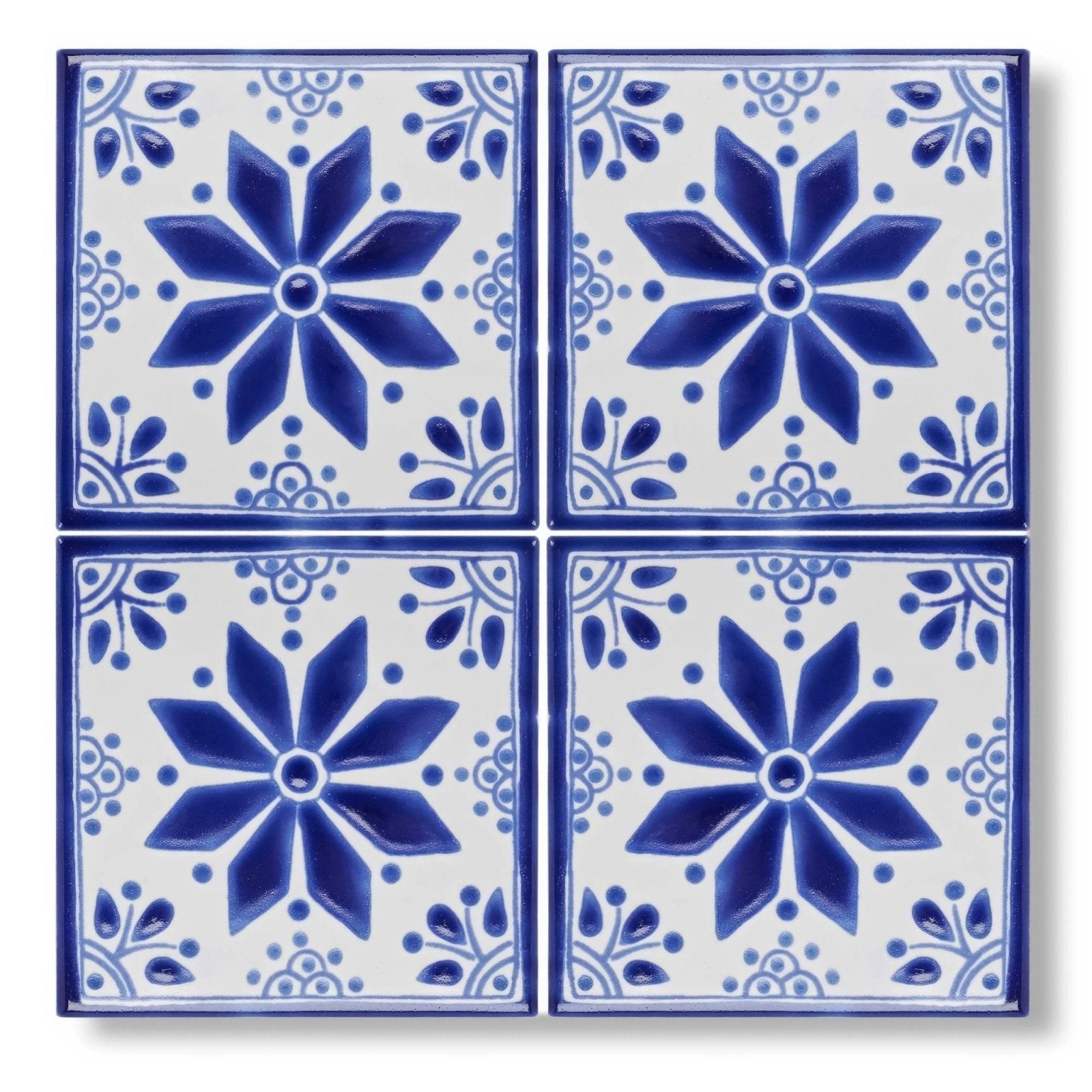 Set of four 10x10cm Acapulco Zenil ceramic tiles with traditional blue and white floral design