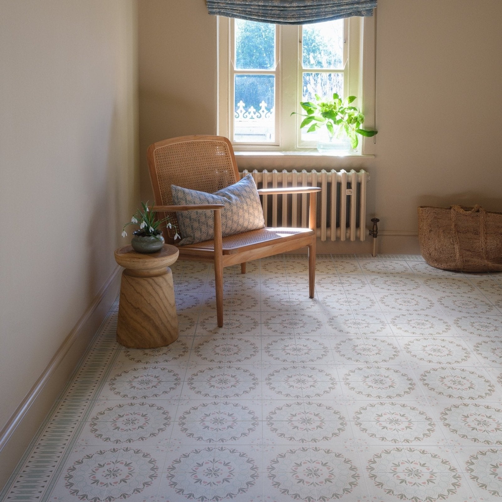 Adventuras Palma Olive Porcelain