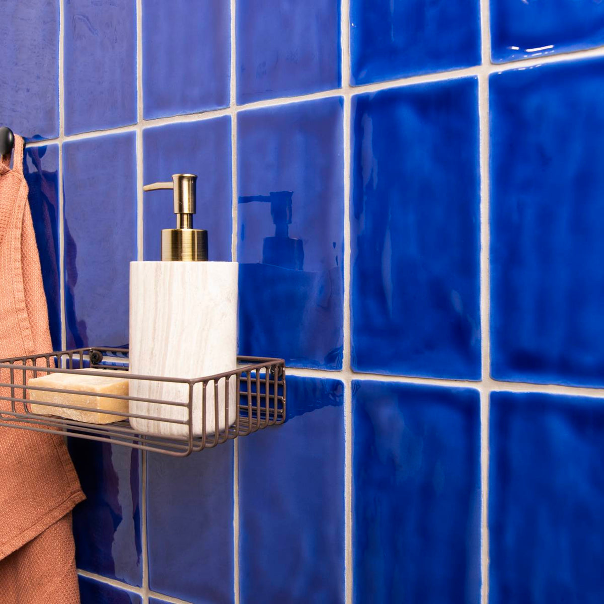 Amun Half Tile Wall Tiles – detail view 3