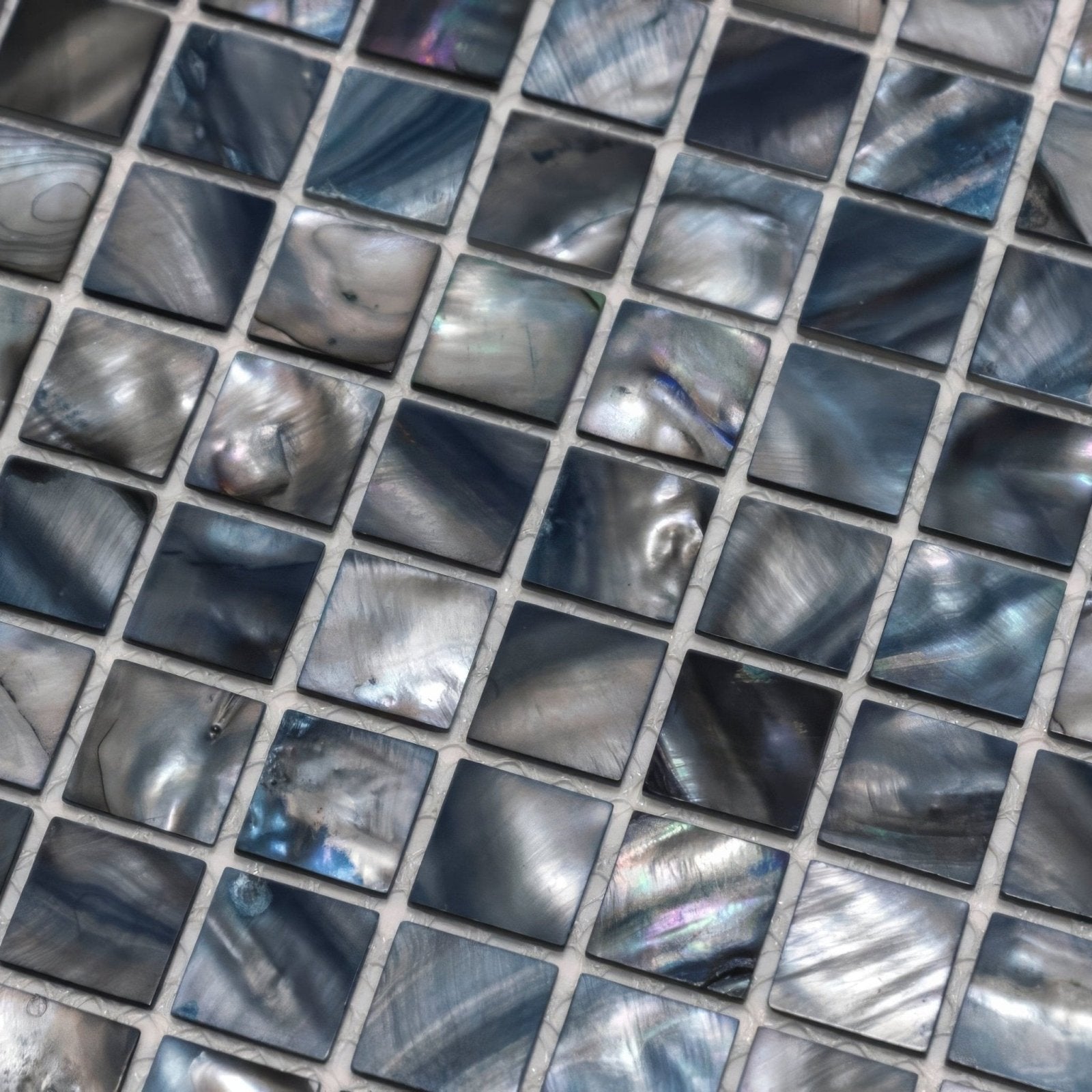 Square-shaped dark blue and silver iridescent anthracite 25mm mother-of-pearl mosaic tiles