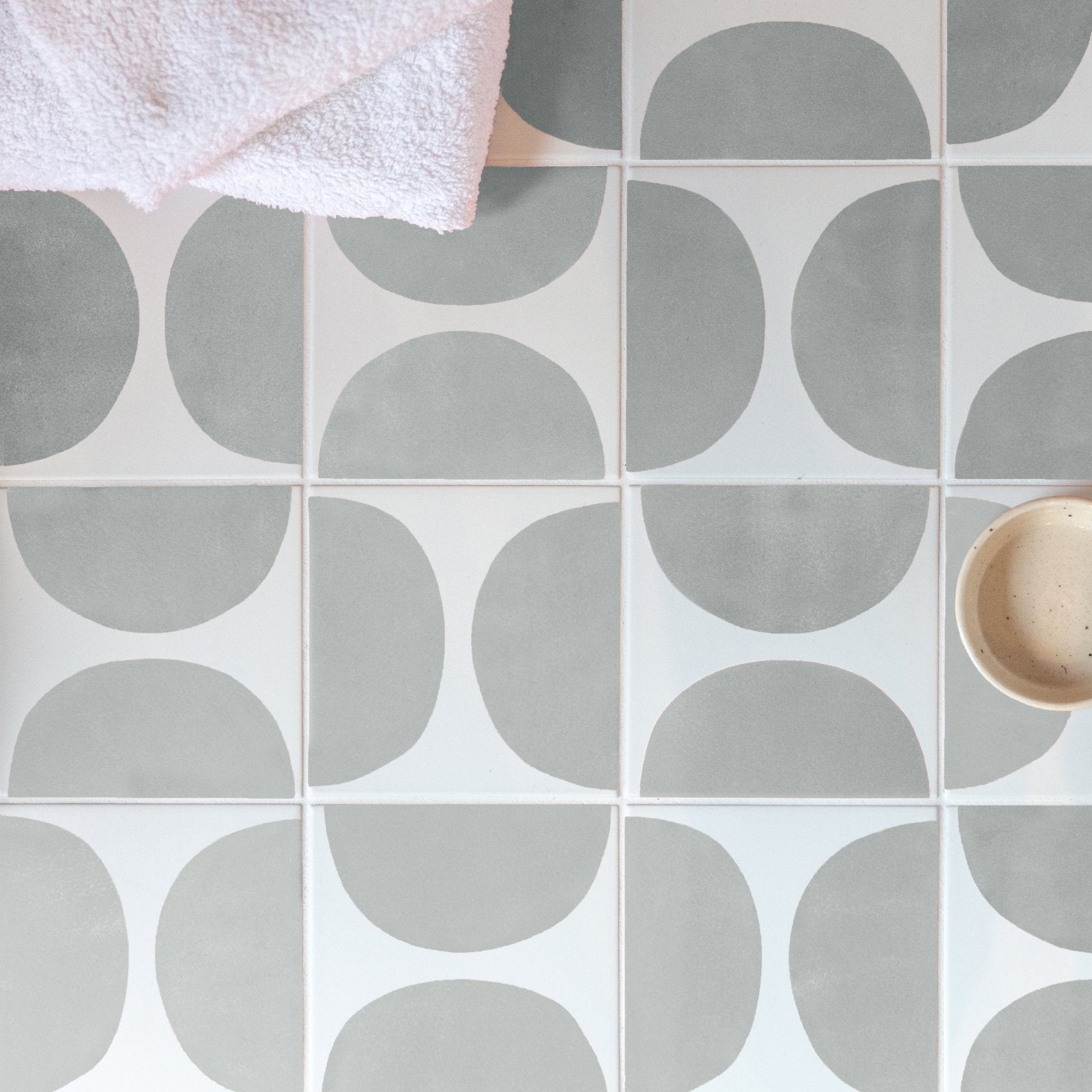 Arc Floor Pebble 15 x 15cm