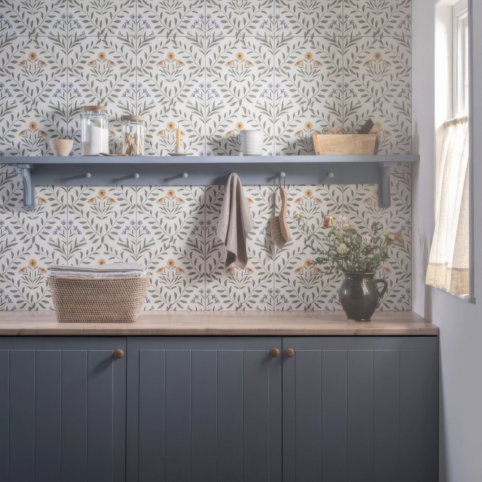 Arts & Crafts Flora Blue