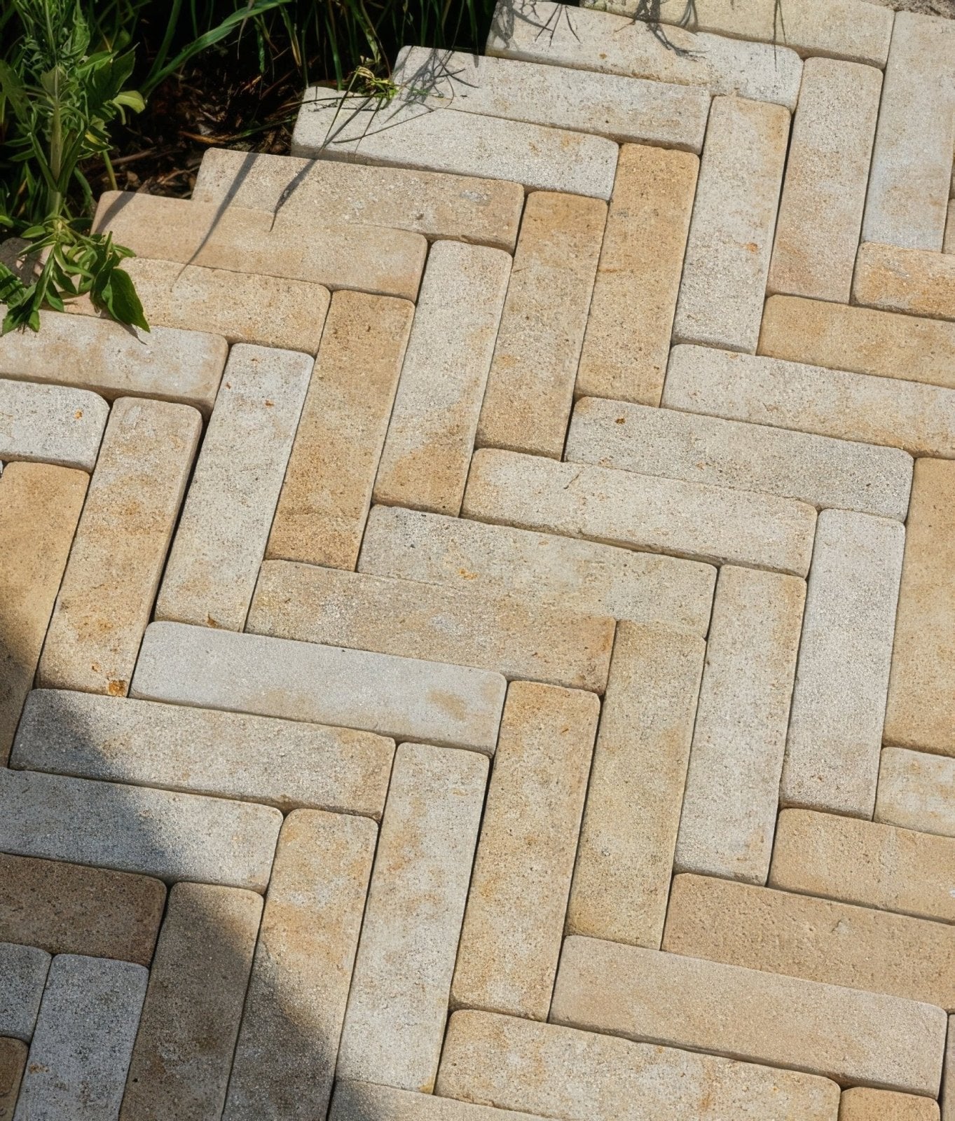 Buscot Limestone Tumbled & Etched Klinkers