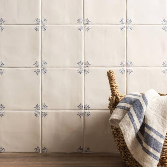 Country Delft Field Tile Ada Blue