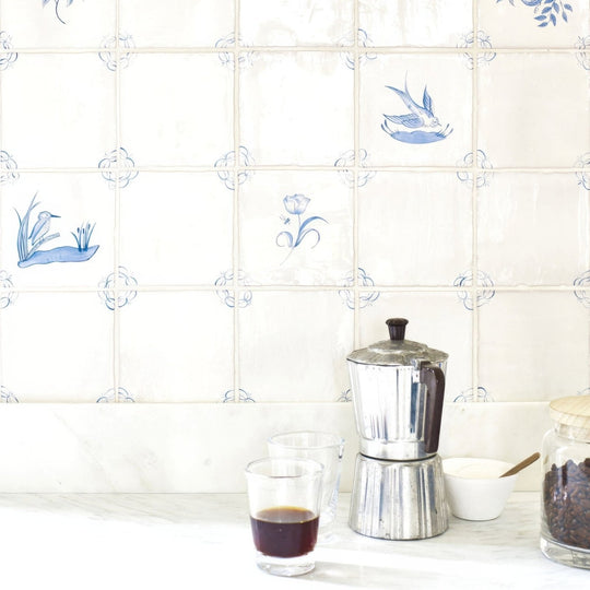 English Delft Tulip Blue Gloss Tile - alternate view