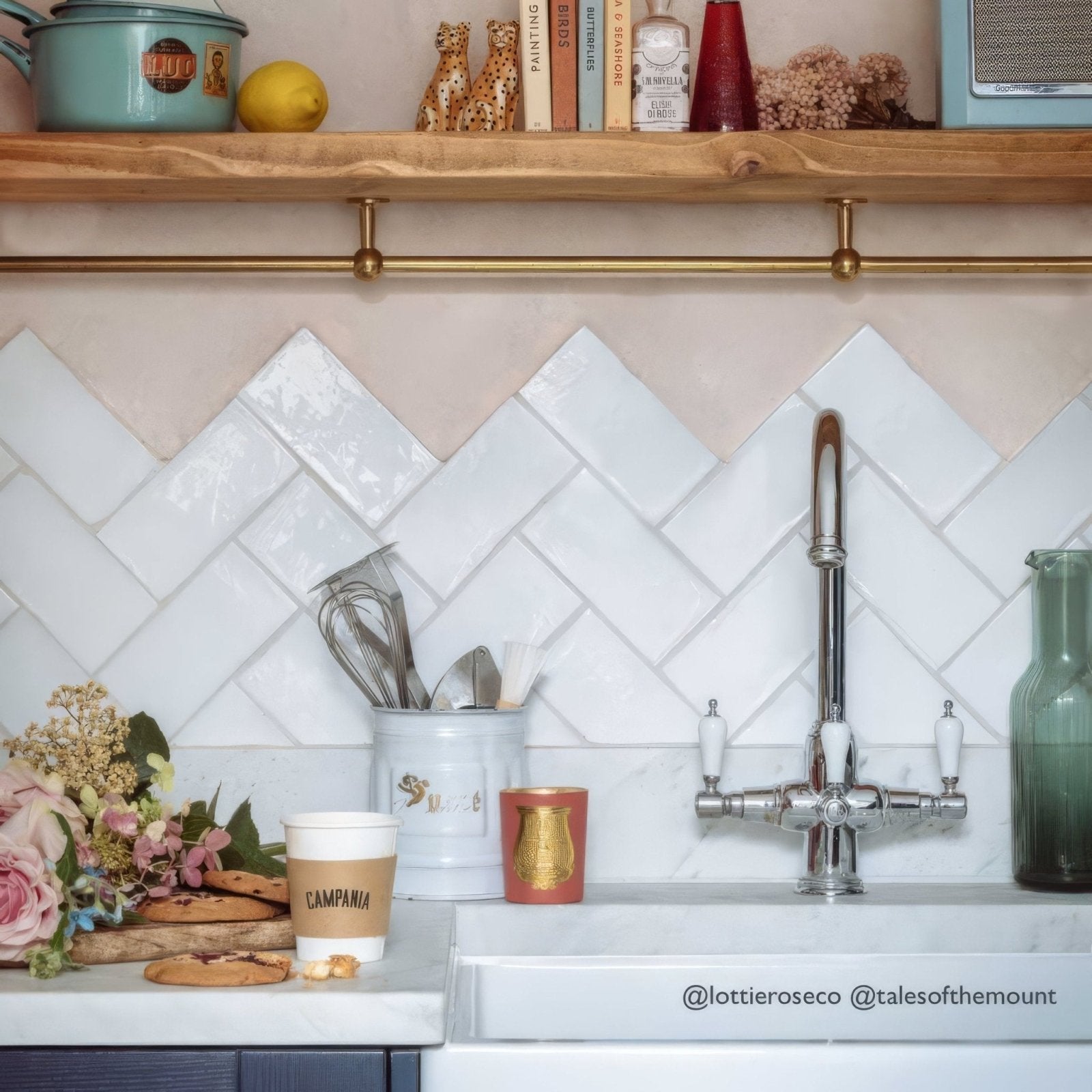 White ceramic herringbone kitchen backsplash tiles in forecast wight rectangle glazed tile design