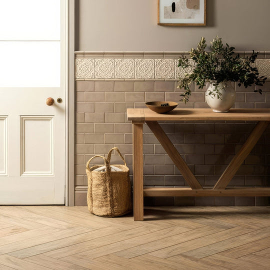 Hadleigh Highgrove Wall Tile - alternate view