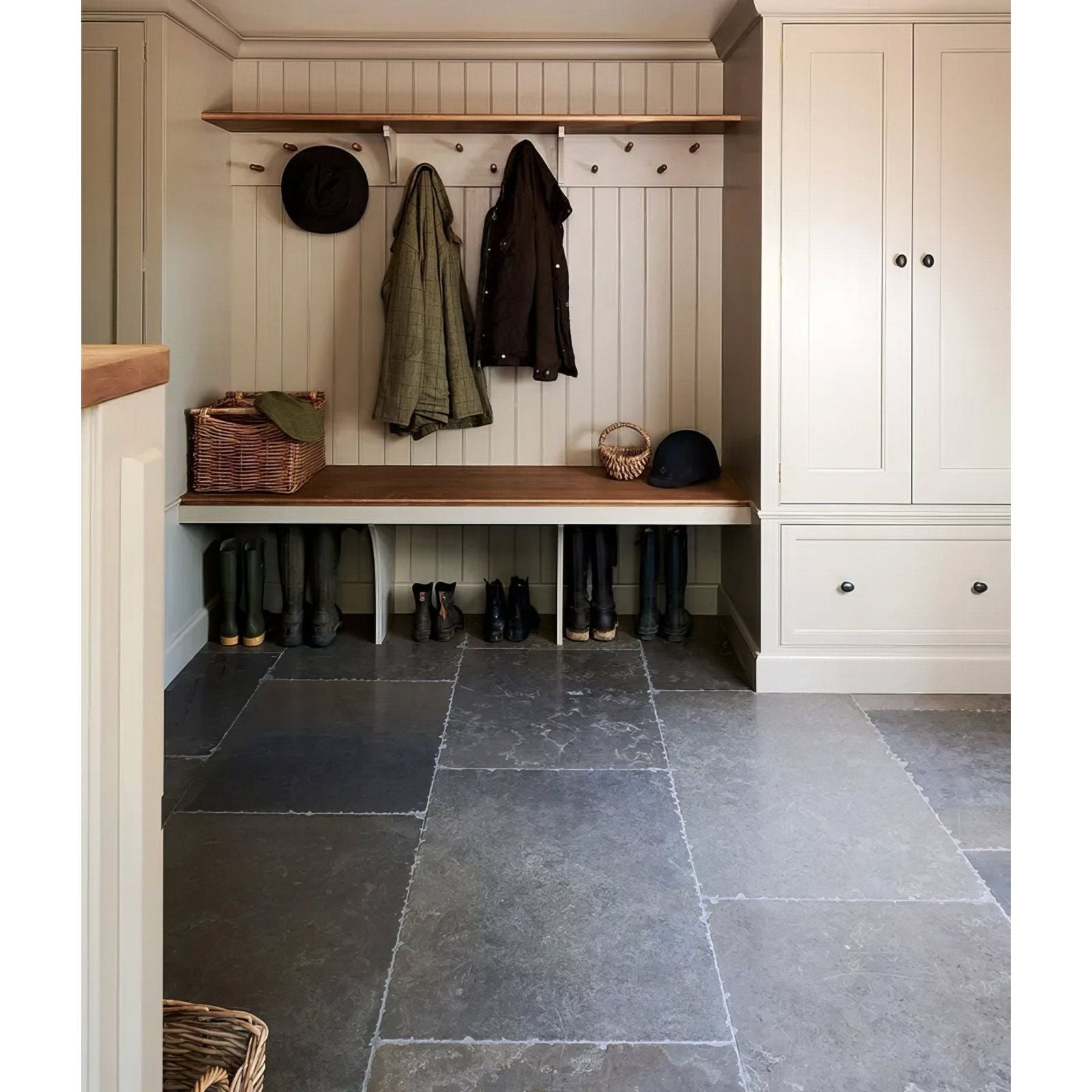 Hazlebury Limestone Seasoned Finish – close-up surface detail