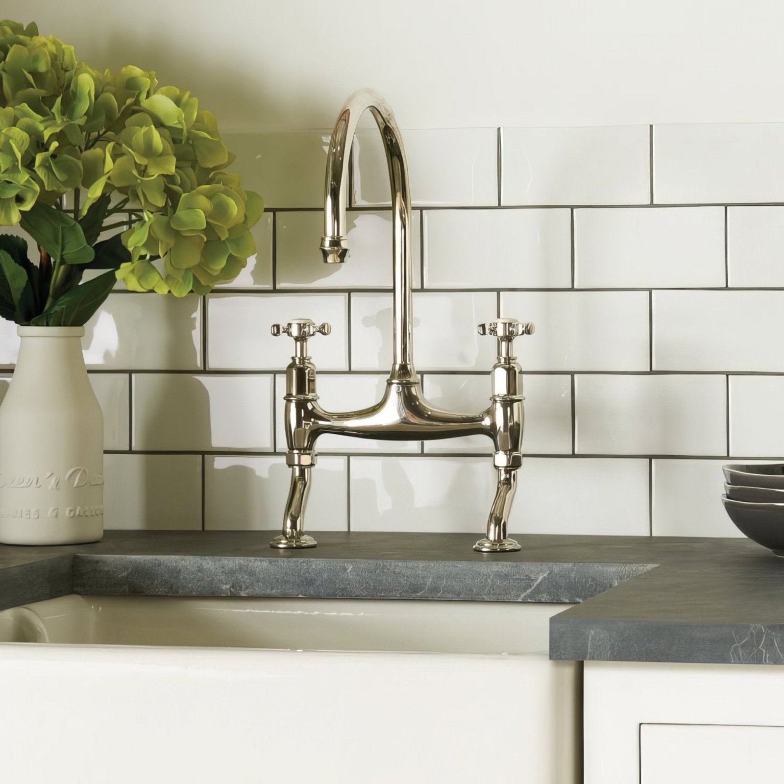 Helmingham Half Tile