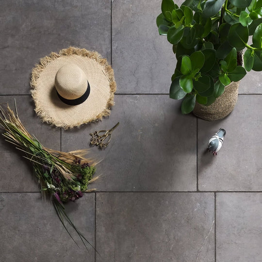 Kimmeridge Limestone Tumbled & Etched Finish Tile - alternate view