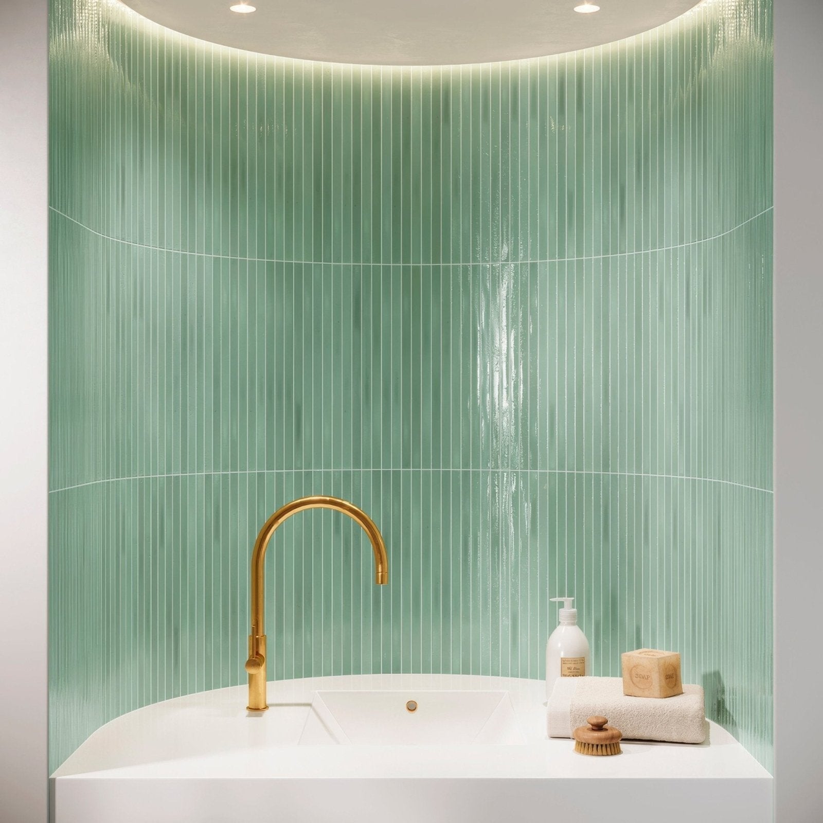Koeda XL Apple green ceramic mosaic with a gold curved tap