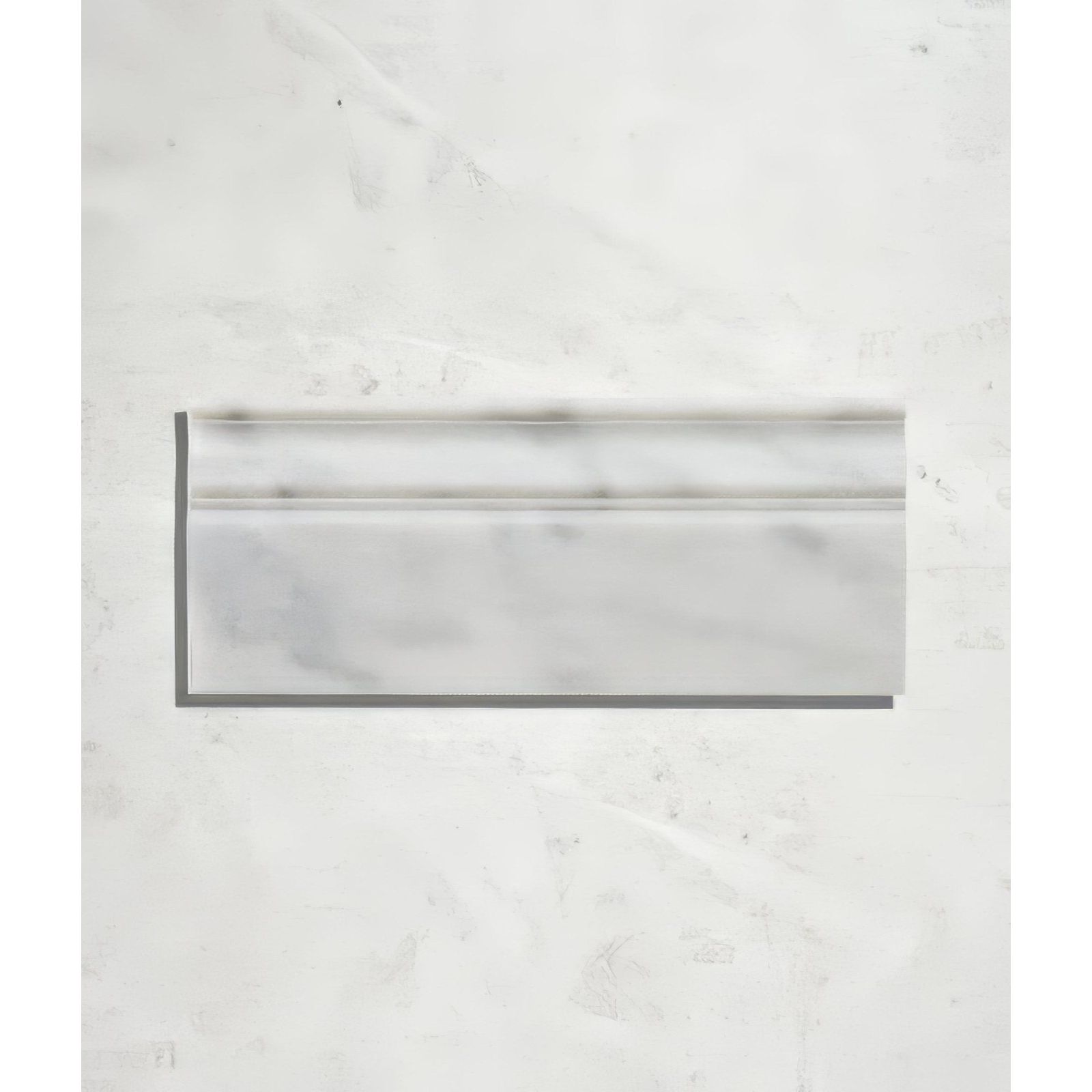 Long Island Marble Skirting Honed Finish – close-up detail
