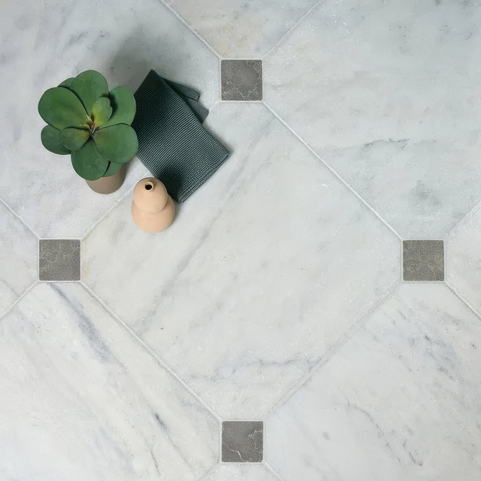 Long Island Marble Tumbled Finish 61 x 61cm