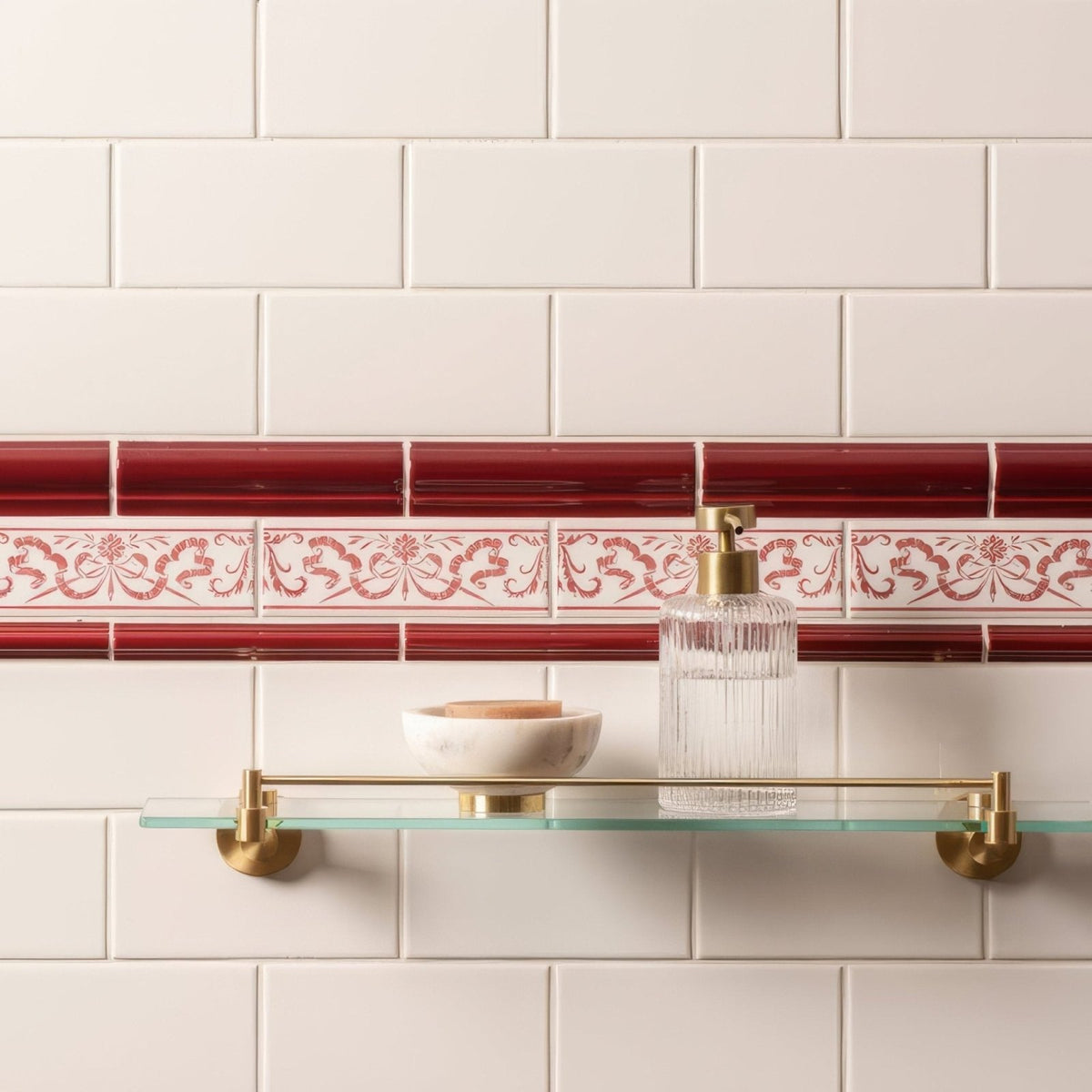 Love Knot Burgundy On Brilliant White – pattern detail