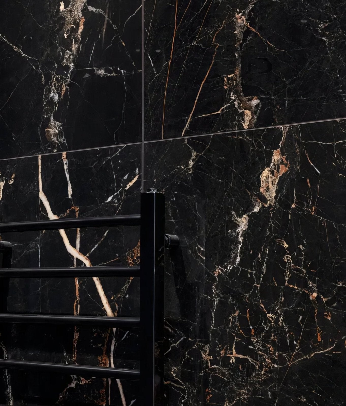 Marble Luxe Porcelain Laurant