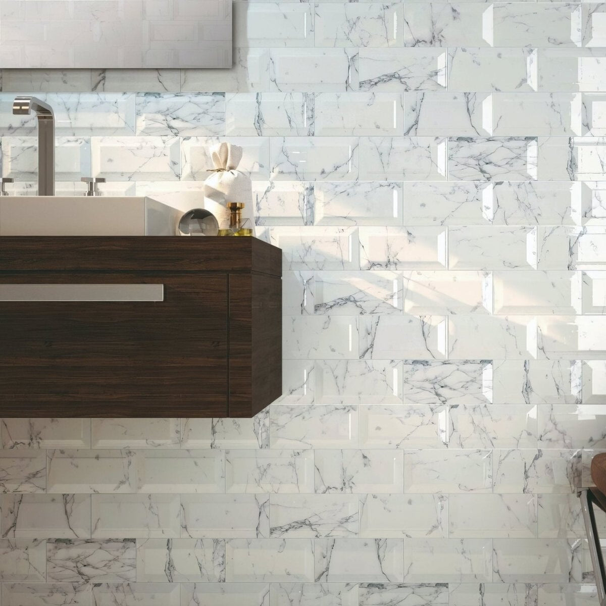 White marble-effect subway tiles with gray veining metro calacatta gris ceramic gloss for wall use