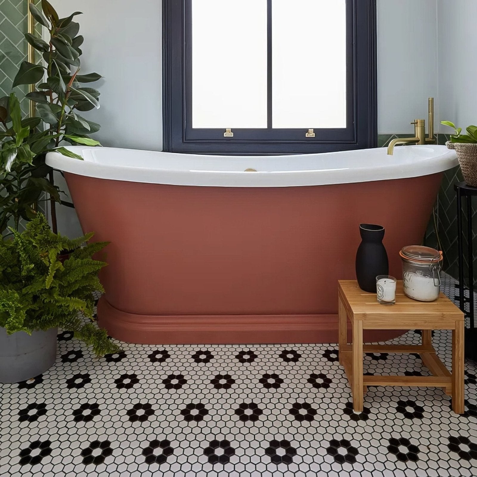 Mono Hex Porcelain Mosaic Daisy