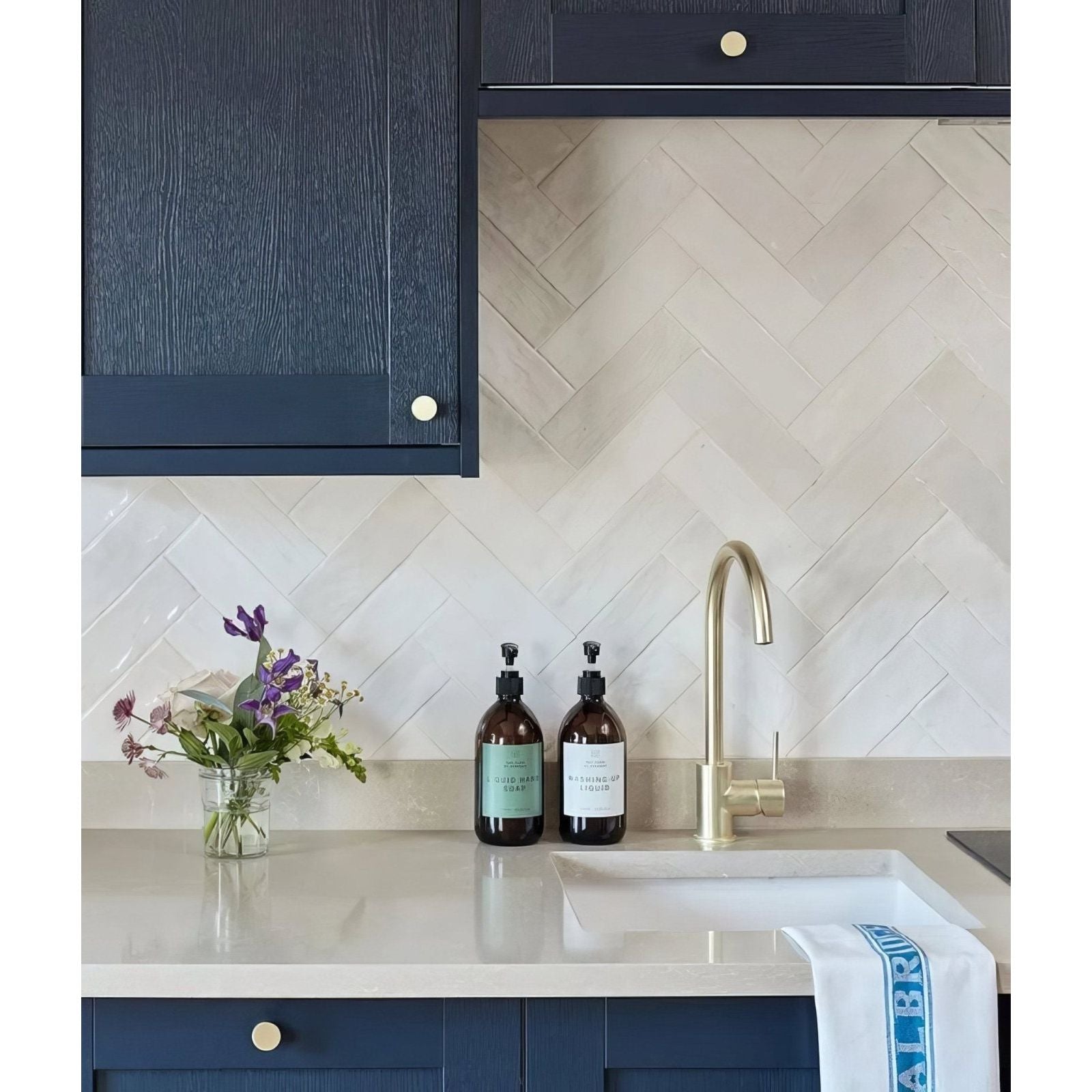 Oasis Ceramic White Gloss