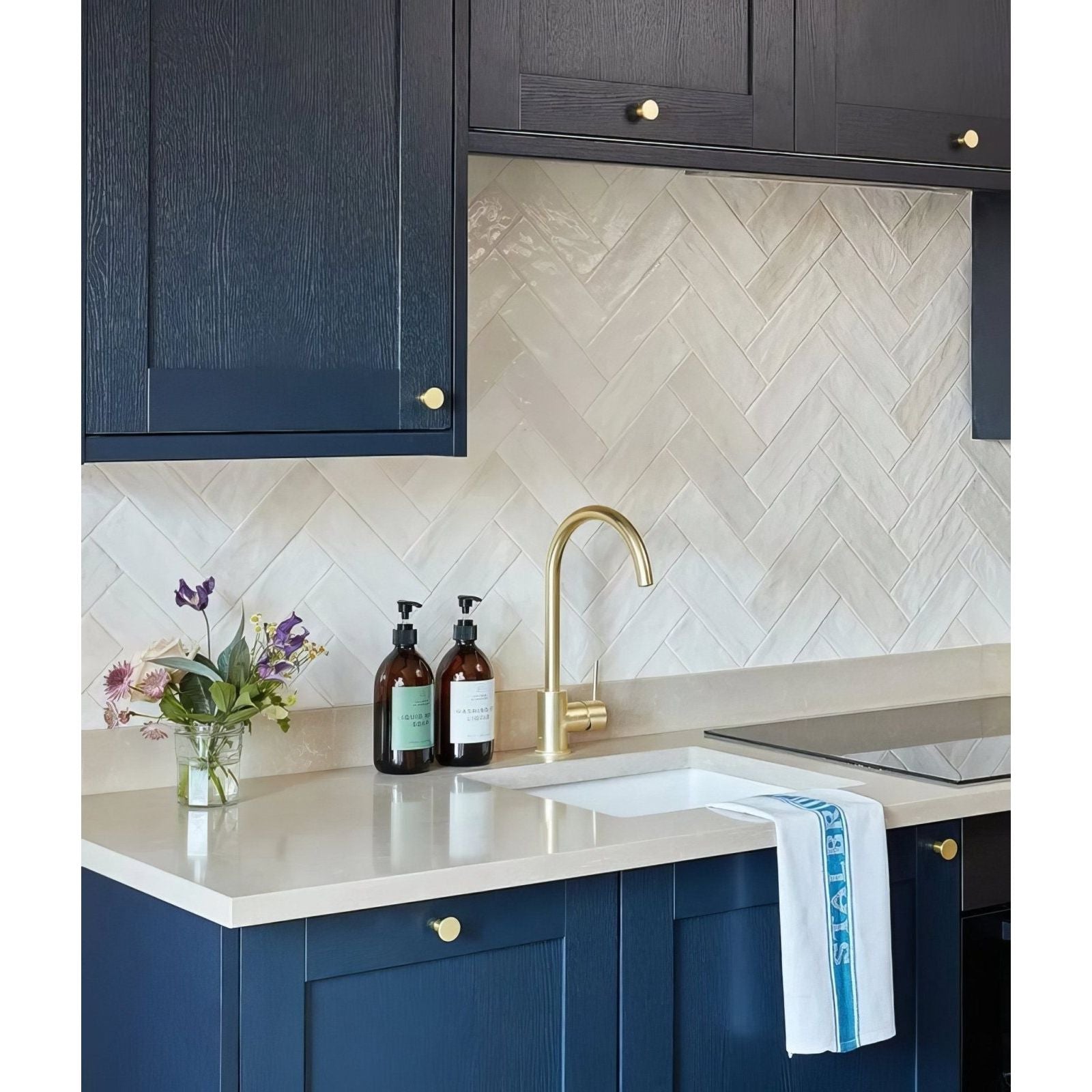 Oasis Ceramic White Gloss