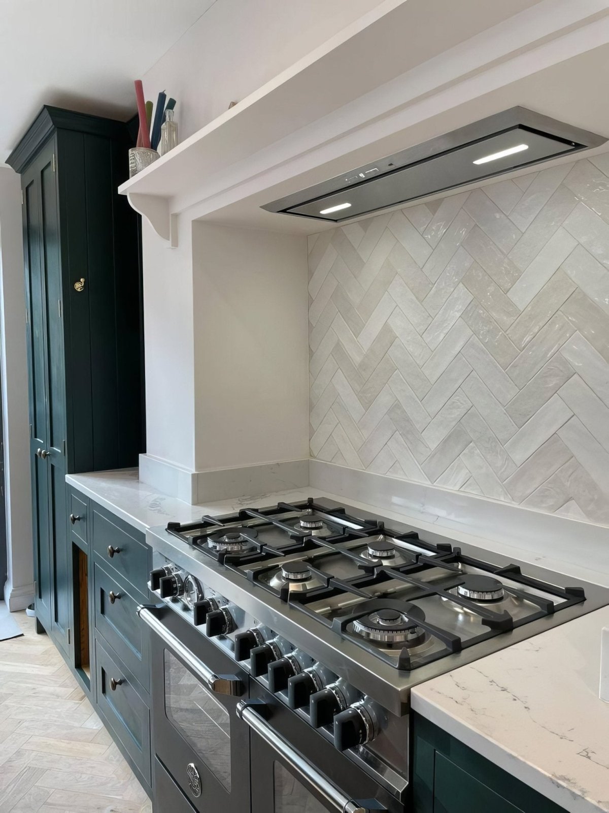 Oasis Ceramic White Gloss