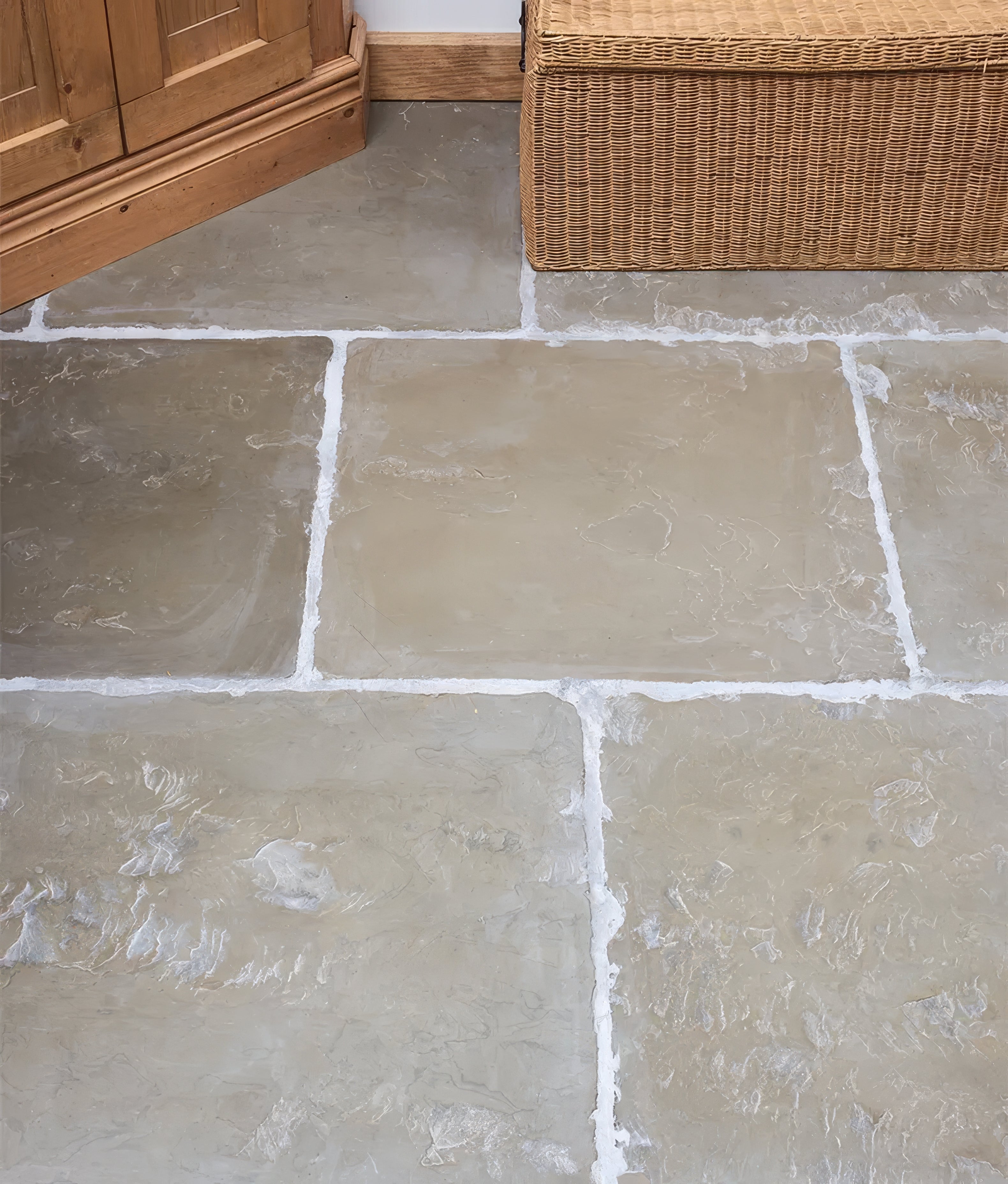 Old Westminster Sandstone Worn &amp; Patinated Finish - Hyperion Tiles
