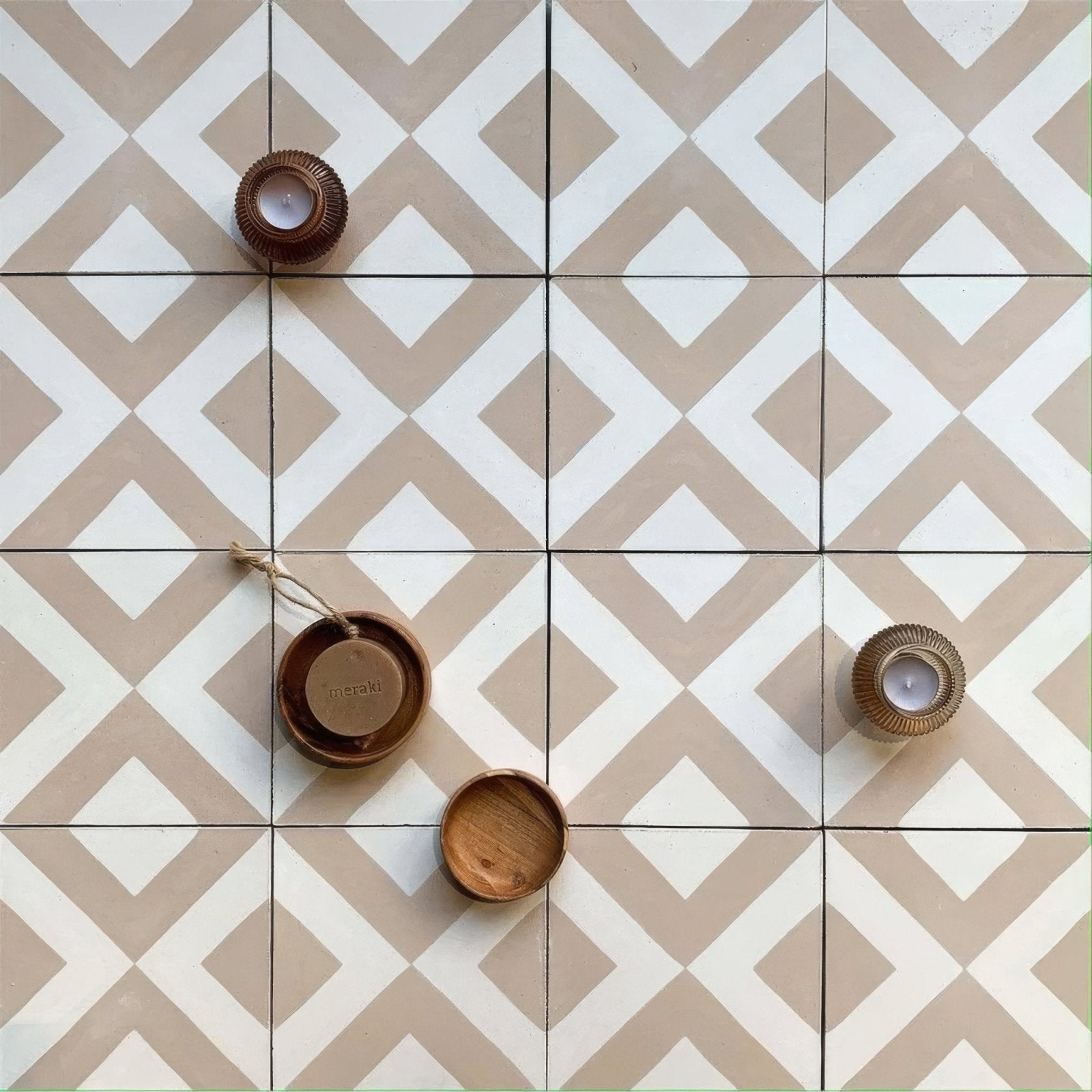 Pearl Vigo Tile