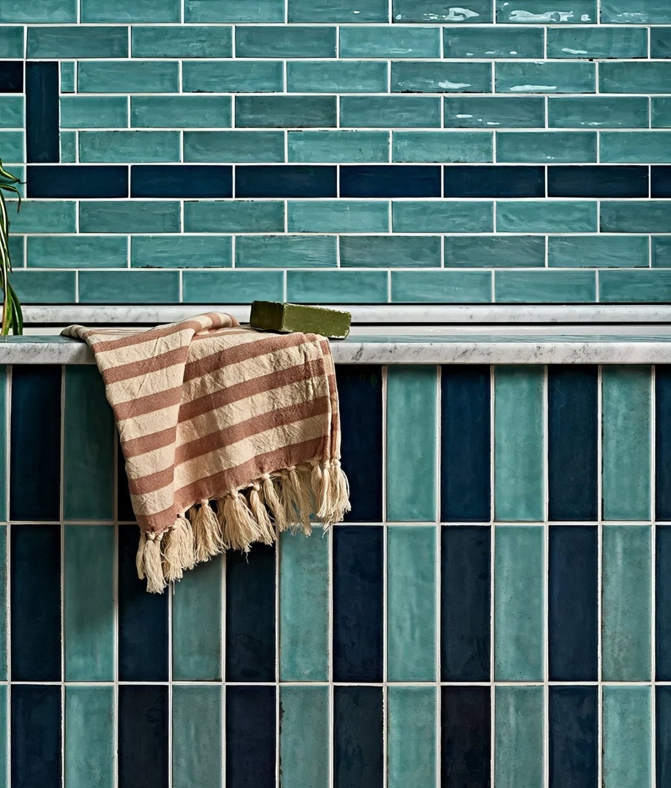 Petite Porcelain Gloss Blue