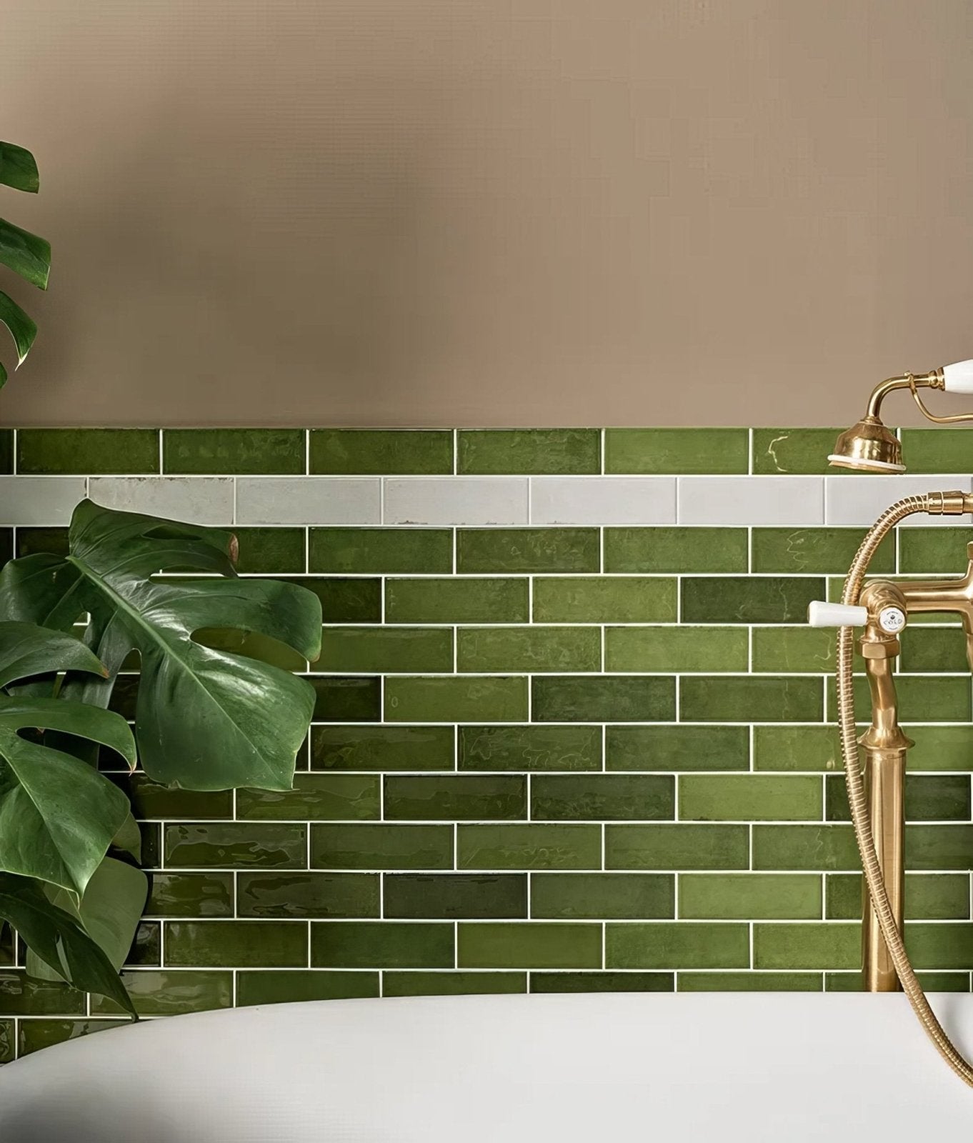 Petite Porcelain Gloss Olive