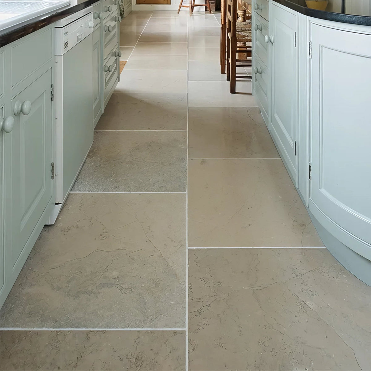 Pimlico Limestone Tumbled Finish – flooring layout view
